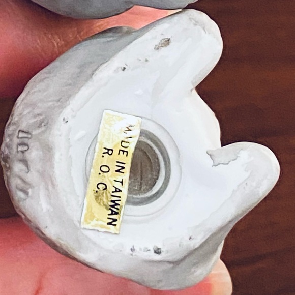 🎄🌟2xHP🌟VTG NWOB Mistletoe Mice Bisque Porcelain Salt/Pepper Shakers - Picture 7 of 8